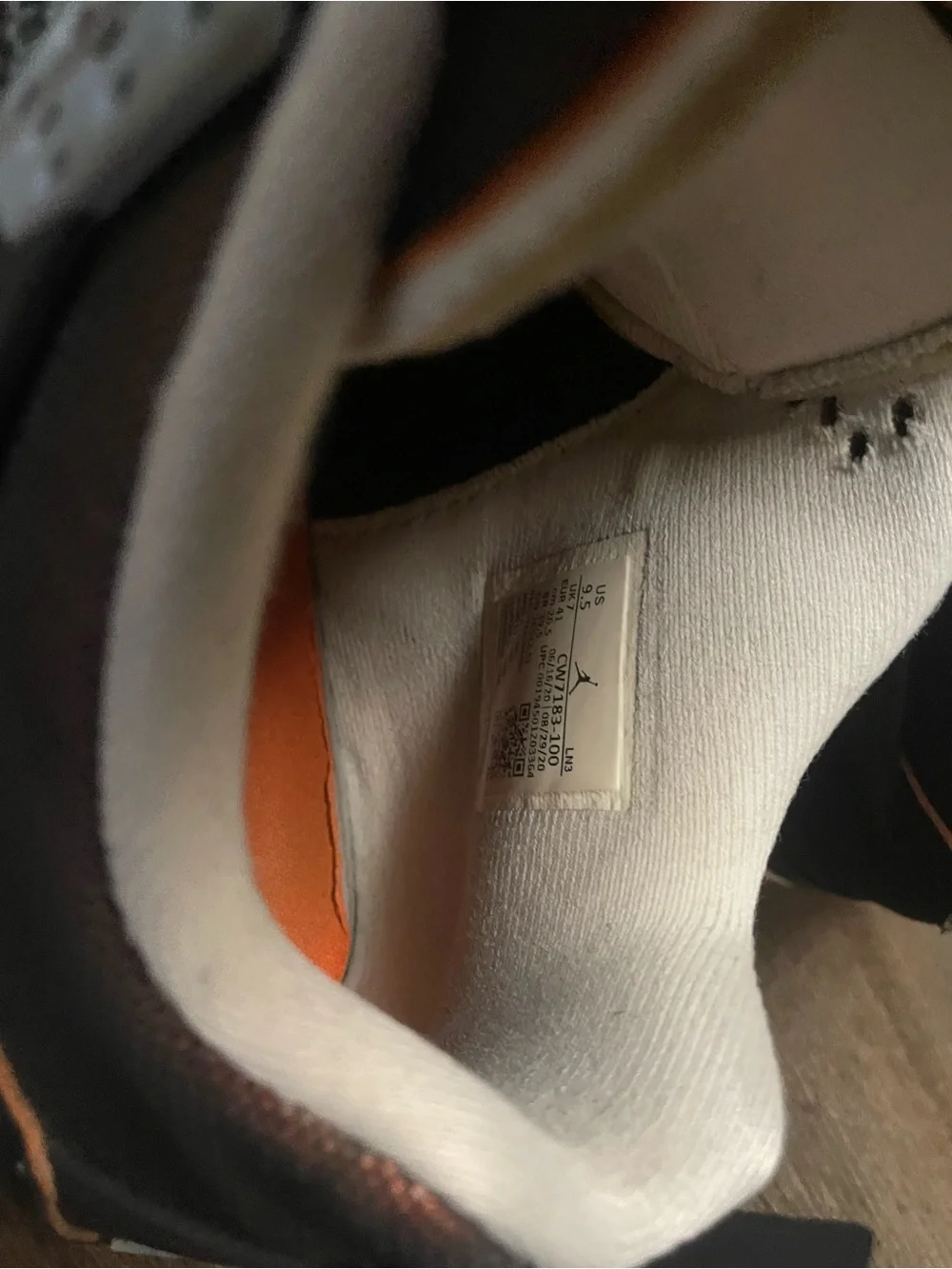 Jordan 4 Starfish Women